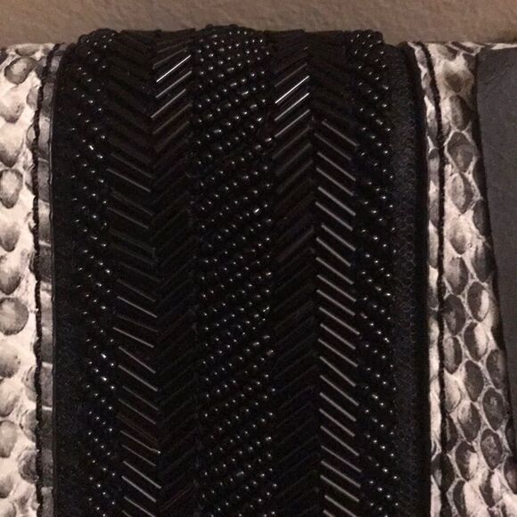 NWT INC concepts faux leather crossbody blk/white - Picture 5 of 7